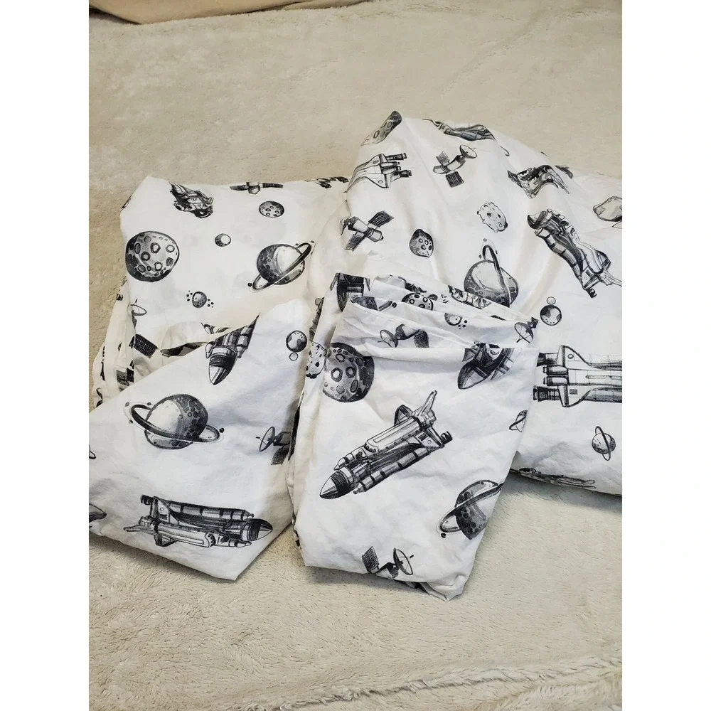 Pottery Barn Kids White Black Space Moon Astronaut Full‎ Flat Fitted Sheet Set